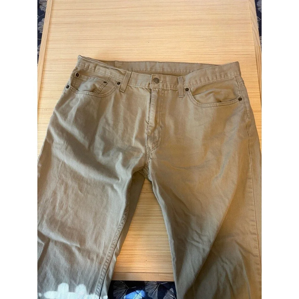 Levi’s 559 Jeans Mens 38x30 Khaki Tan Beige Straight Leg 5 Pocket Pants